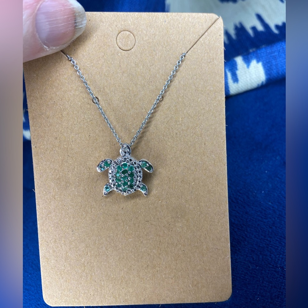 Genuine Emerald Sterling Silver 18 Inch Turtle Necklace - Picture 10 of 10